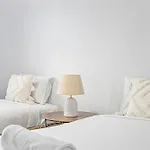 Peninsular Drive 1 Bedroom