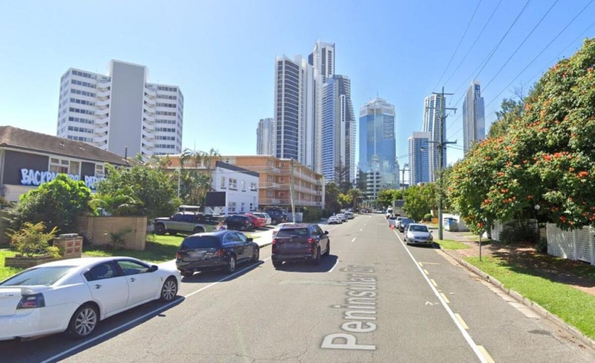 Peninsular Drive 1 Bedroom Apartment *
